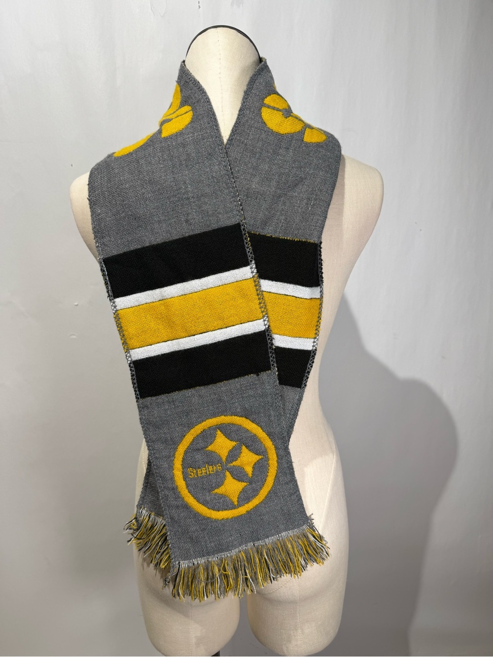 Pittsburgh Steelers scarf Gray & Gold Knit Scarf